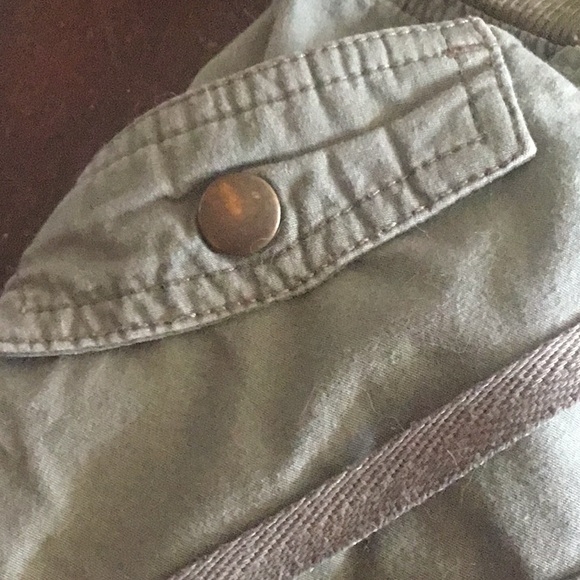 Khaki Cargo Capris - Picture 3 of 11